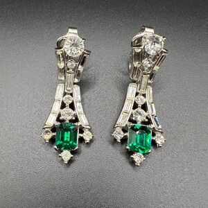 Vintage Crown Trifari Rhinestone, Emerald Green, & Silver Tone Clip On Earrings